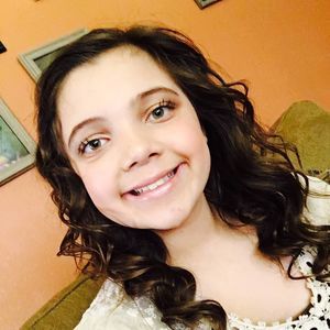 Meet your Posher, Kendra